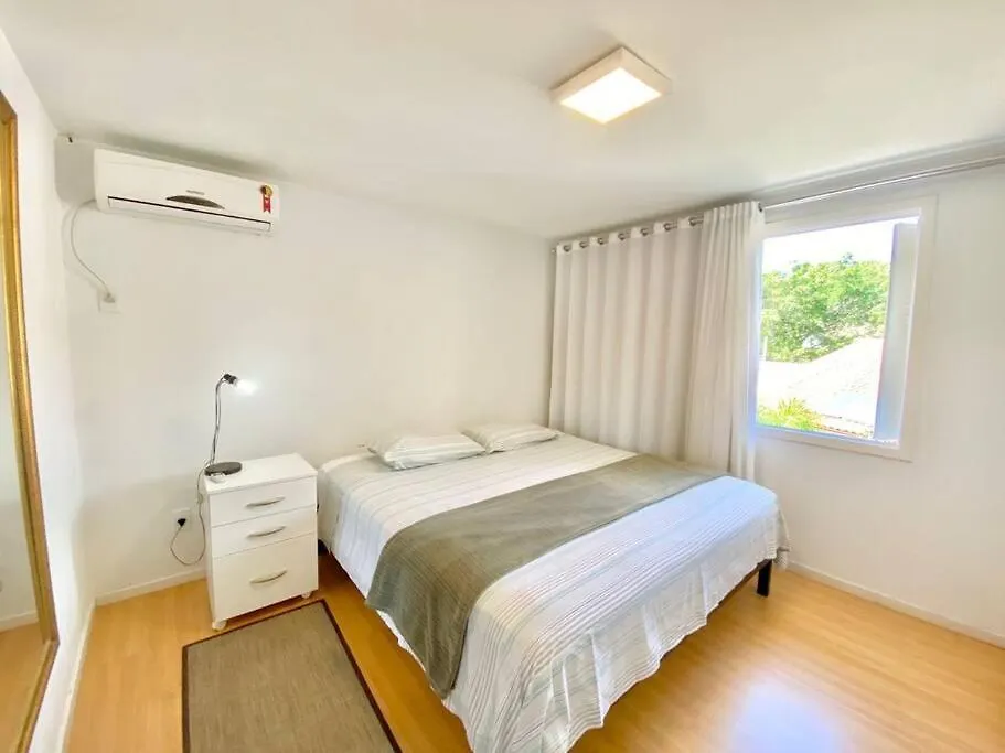 Charm House Praia Mole Florianópolis 0*,